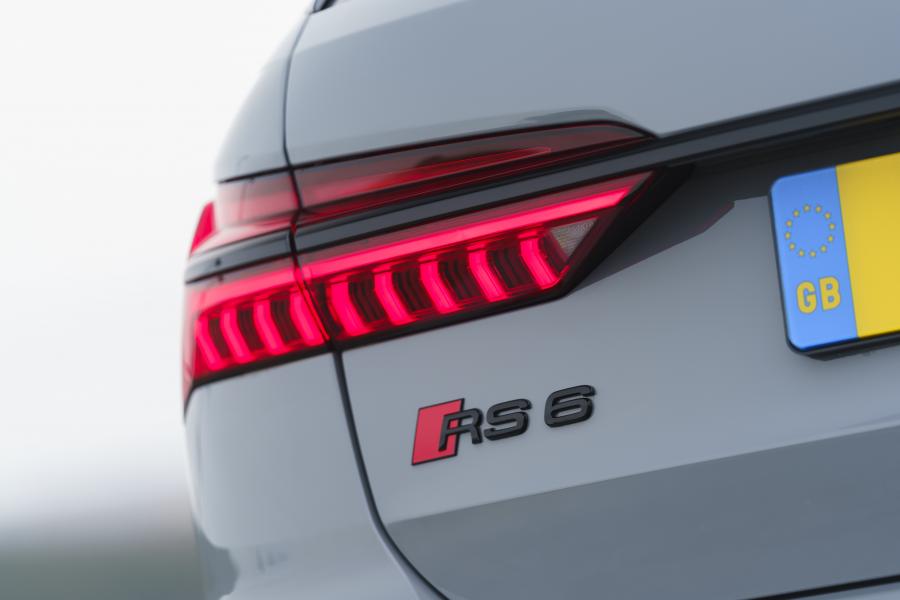 Детали экстерьера Audi RS6 Avant (C8) 2020 года  (UK) (фото 105 из 150)